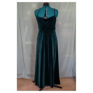 CLEARANCE Green Velvet Cowl Maxi Dress - Junior's Large